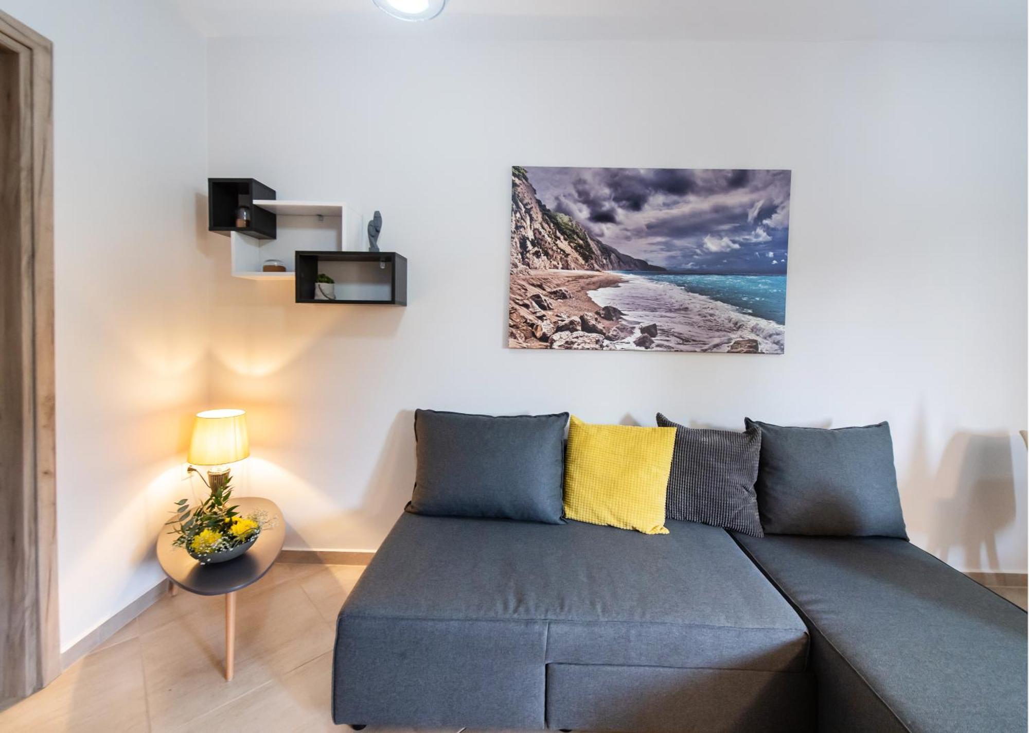 Ruellia Luxury Apartments Kalligoni Eksteriør bilde